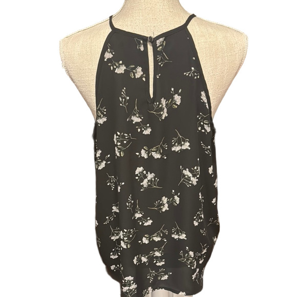 Papermoon Black and White Floral Strappy Keyhole Blouse - Picture 3 of 3